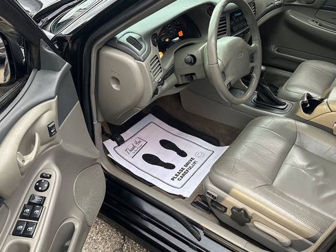 Used 2005 Chevrolet Impala SS w/ Sun And Sound Package FWD image 8
