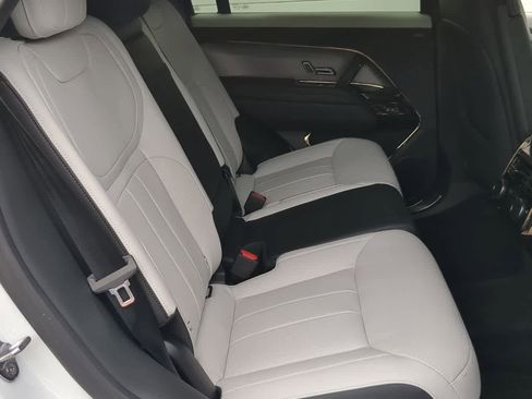 Certified 2025 Land Rover Range Rover Sport Dynamic SE AWD/4WD image 22