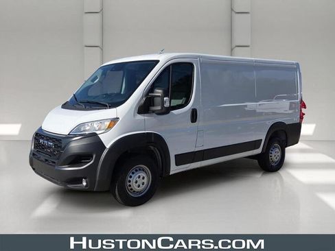 Used 2025 RAM ProMaster 2500 w/ Convenience Group FWD image 1