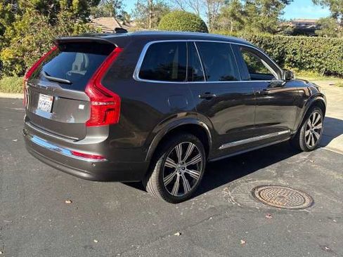 Used 2024 Volvo XC90 T8 Plus w/ Protection Package Premier image 2