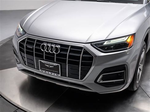 Used 2021 Audi Q5 2.0T Premium w/ Convenience Package image 9