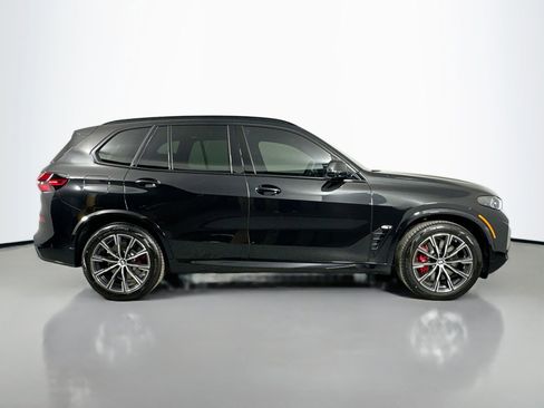 New 2026 BMW X5 xDrive50e image 4