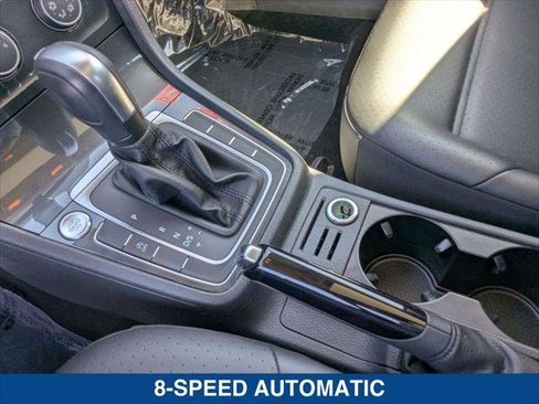 Used 2020 Volkswagen Golf 4-Door FWD image 19