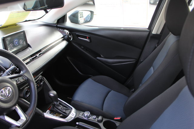 Used 2019 Toyota Yaris LE FWD image 50