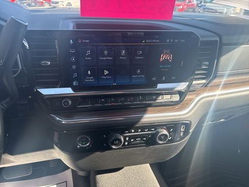 Used 2023 Chevrolet Silverado 1500 LT AWD/4WD image 19