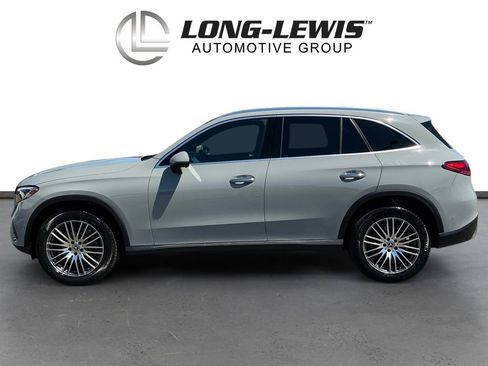 Used 2026 Mercedes-Benz GLC 300 image 2