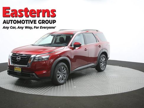 Used 2025 Nissan Pathfinder SV FWD image 55