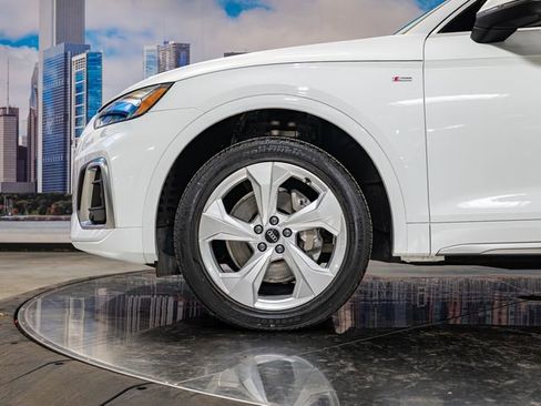 Used 2023 Audi Q5 2.0T Premium Plus w/ Premium Plus Package image 7