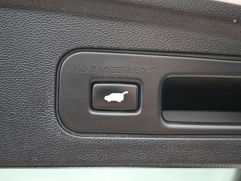 Used 2022 Acura MDX SH-AWD w/ Technology Package image 17
