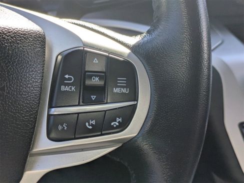 Used 2022 Ford Explorer XLT image 30