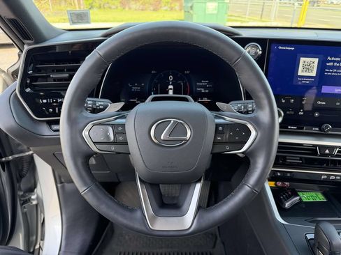 Used 2025 Lexus TX 350 AWD w/ Technology Package image 33