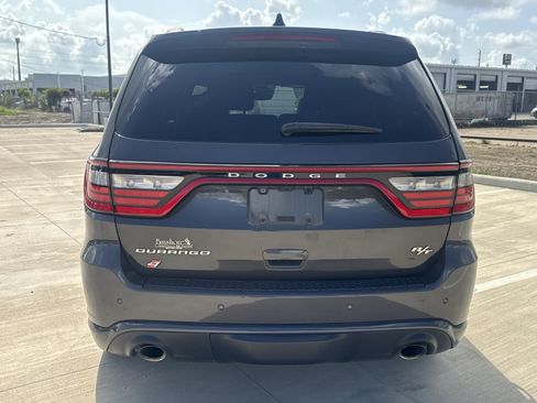 Used 2023 Dodge Durango R/T w/ Tow 'N Go Package AWD/4WD image 11