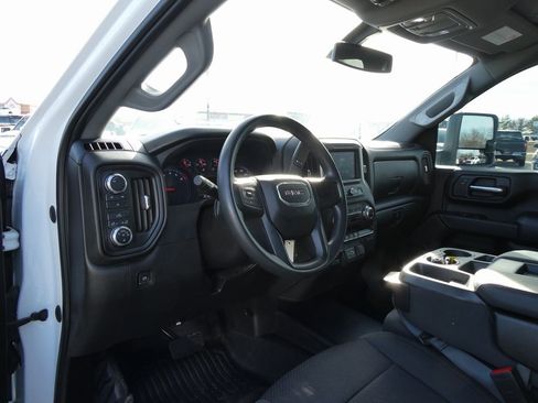 Certified 2023 GMC Sierra 2500 Pro w/ Gooseneck/5TH Wheel Package image 21