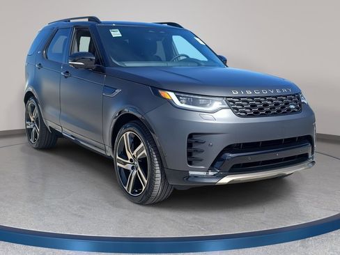 New 2026 Land Rover Discovery Limited Edition image 3