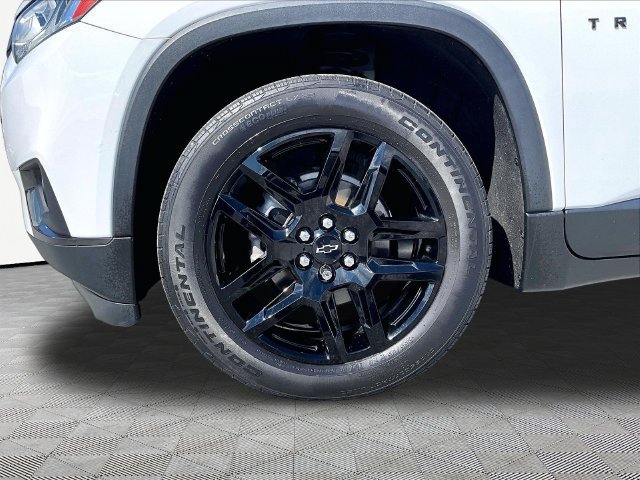 Used 2021 Chevrolet Traverse LT w/ LPO, Blackout Package AWD/4WD image 7