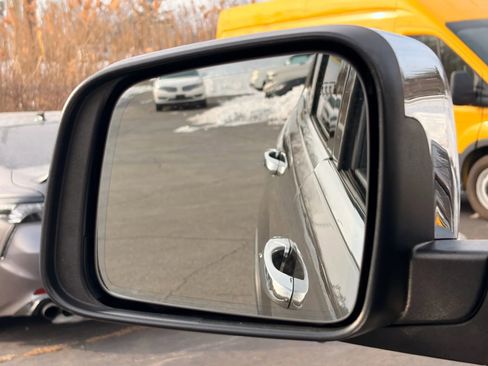 Used 2016 Jeep Grand Cherokee Limited image 34