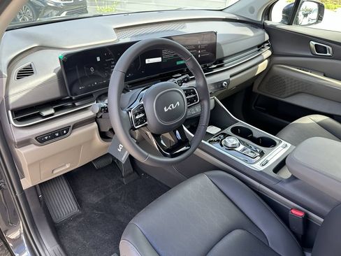 New 2026 Kia Carnival SX FWD image 16