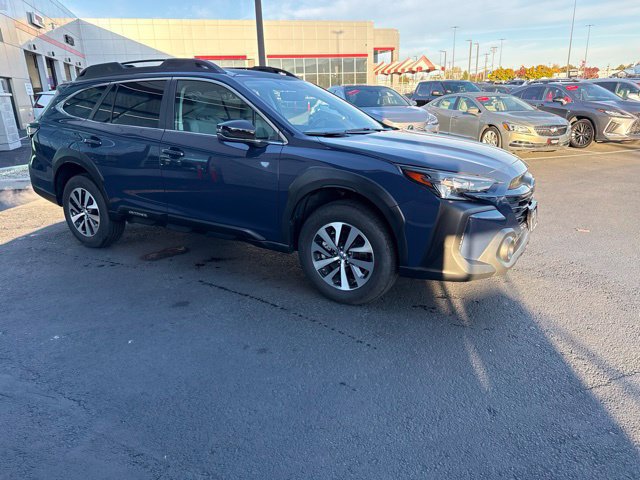 Used 2025 Subaru Outback Premium AWD/4WD image 8