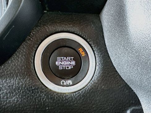 Used 2021 RAM 1500 Big Horn AWD/4WD image 19
