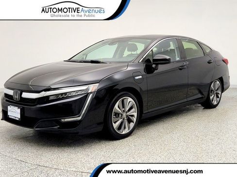 Used 2018 Honda Clarity Plug-In Hybrid image 1