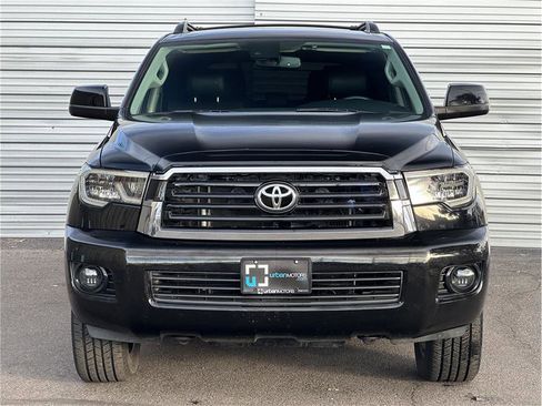 Used 2020 Toyota Sequoia TRD Sport w/ TRD Sport Premium Package image 7
