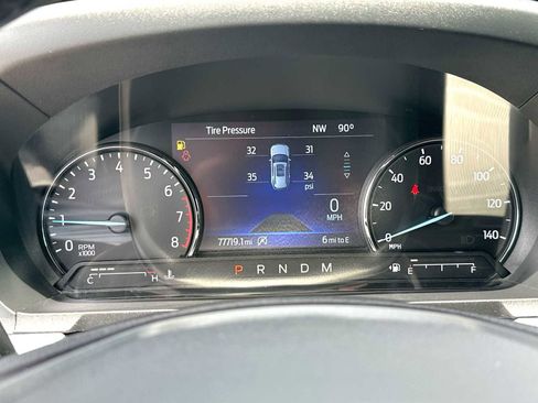 Used 2020 Ford Explorer XLT w/ Equipment Group 202A AWD/4WD image 19