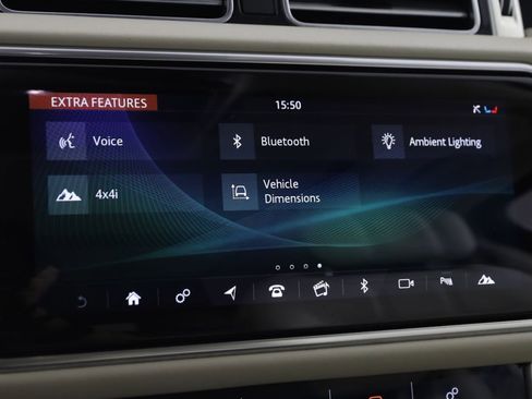 Used 2020 Land Rover Range Rover HSE image 36
