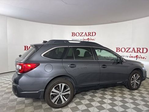 Used 2019 Subaru Outback 2.5i Limited image 9