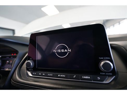 Used 2024 Nissan Rogue SV FWD image 21