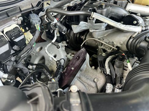 Used 2018 Ford F350 Platinum w/ Platinum Ultimate Package AWD/4WD image 63