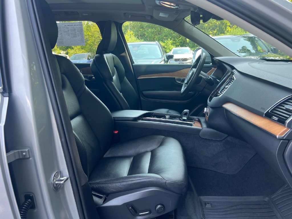 Certified 2024 Volvo XC90 B6 Plus w/ Protection Package AWD/4WD image 30