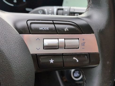 Used 2025 Hyundai Tucson SEL FWD image 25