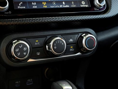 Used 2024 Nissan Kicks SV image 34