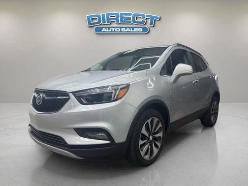 Used 2017 Buick Encore Essence FWD image 3
