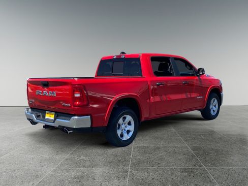 Used 2025 RAM 1500 Big Horn AWD/4WD image 5
