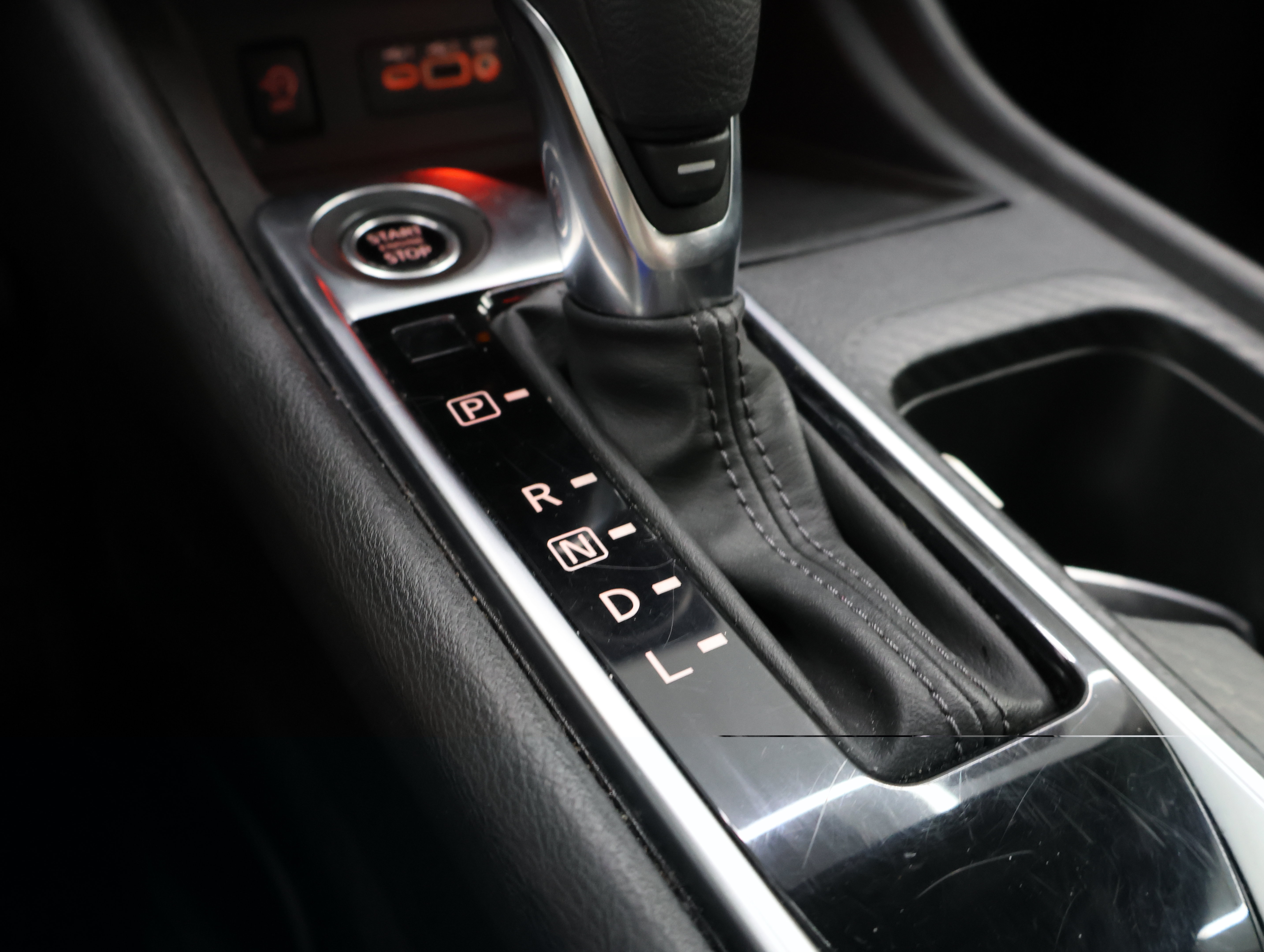 Used 2024 Nissan Sentra SV FWD image 51