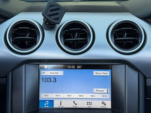 Used 2019 Ford Mustang Premium RWD image 21