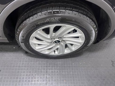 Used 2023 Lincoln Corsair FWD image 22