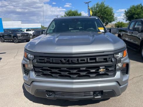 Used 2026 Chevrolet Silverado 1500 Custom RWD image 2