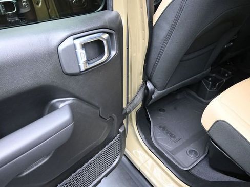 New 2026 Jeep Gladiator Willys AWD/4WD image 18