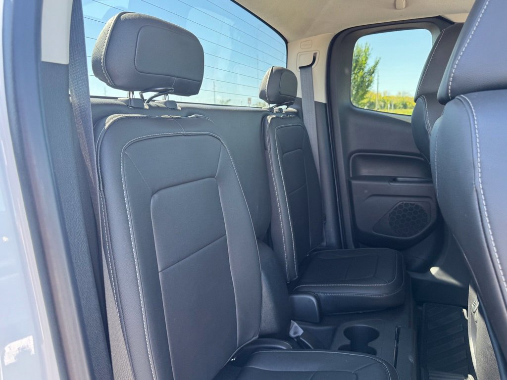 Used 2015 GMC Canyon SLT AWD/4WD image 28