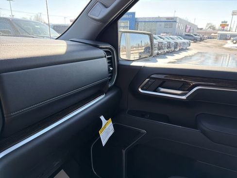 New 2026 GMC Sierra 1500 SLE AWD/4WD image 23