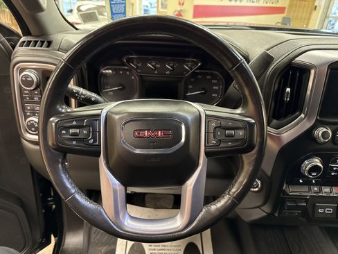 Used 2020 GMC Sierra 1500 Elevation w/ Elevation Value Package AWD/4WD image 31