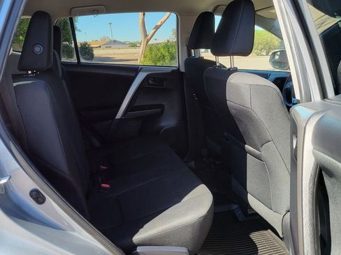 Used 2017 Toyota RAV4 LE image 19