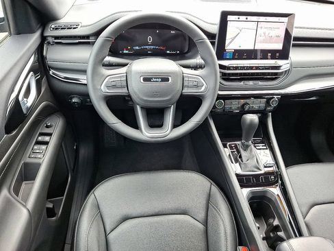 Certified 2024 Jeep Compass Limited w/ High Altitude Package AWD/4WD image 11