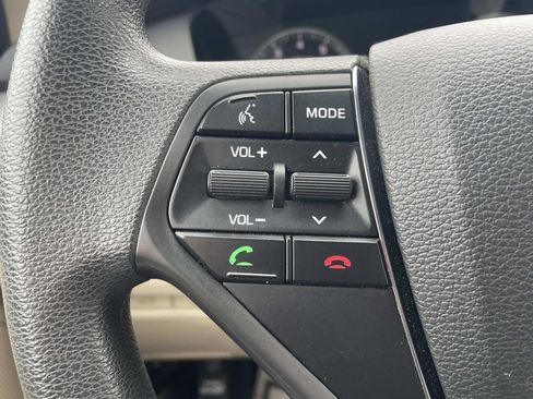 Used 2017 Hyundai Sonata SE image 23