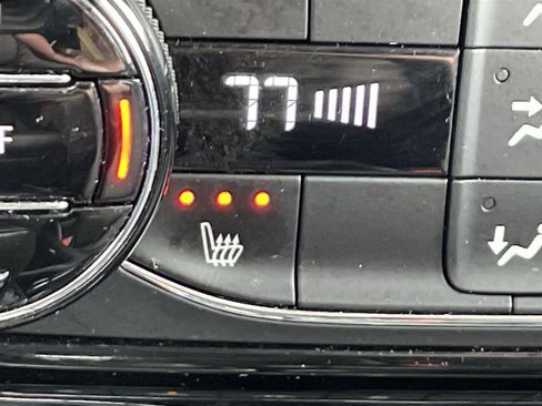 Used 2023 Buick Encore GX Select w/ Sport Touring Package image 23