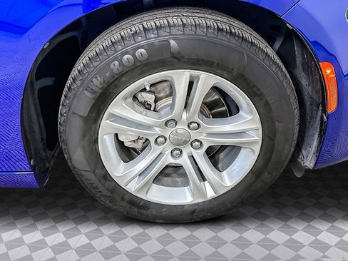 Used 2022 Dodge Charger SXT w/ Leather Interior Group image 32