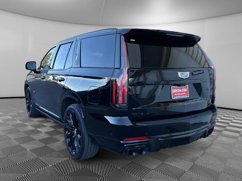 Certified 2025 Cadillac Escalade V w/ LPO, ONYX Package AWD/4WD image 6