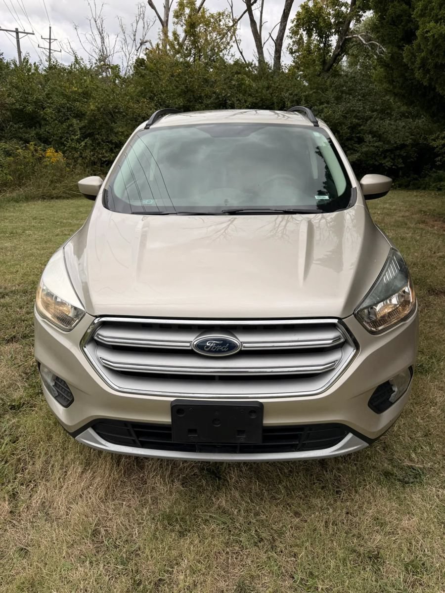 Used 2018 Ford Escape SE AWD/4WD image 3